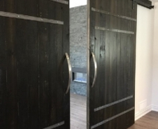 Barrel Strap Byparting Doors